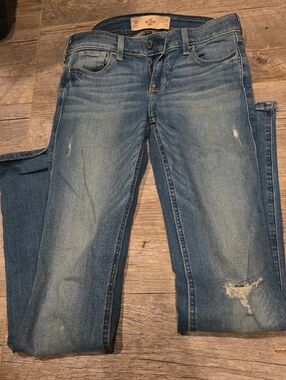 Hollister Light-Mid Blue Skinny Jeans with Distressed Detail